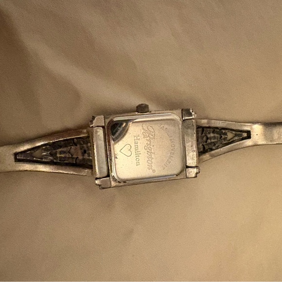 Brighton Watch with Floral Motifs - Picture 6 of 6